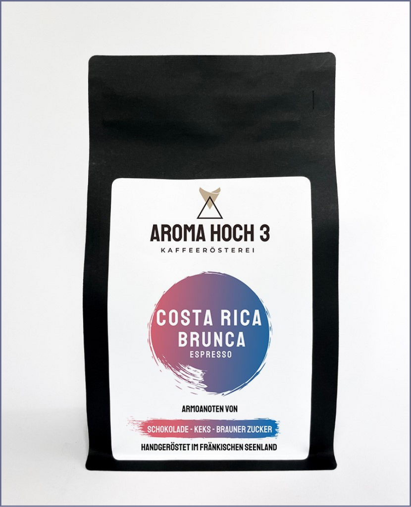 Espressobohnen aus Costa Rica mit dem Geschmacksprofil Schokolade, Brauner Zucker und Keks. Die Kaffeeroestung ist ein kraeftige Röstung und optimal für den Siebtraeger, Espressokocher oder Vollautomat. Die Bohne ist 100% Arabica. Aroma Hoch 3 die Spezialitaetenkaffeeroesterei aus dem Fraenkischen Seenland!